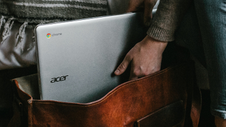 How to Use Your Android Phone Seamlessly With Your Chromebook